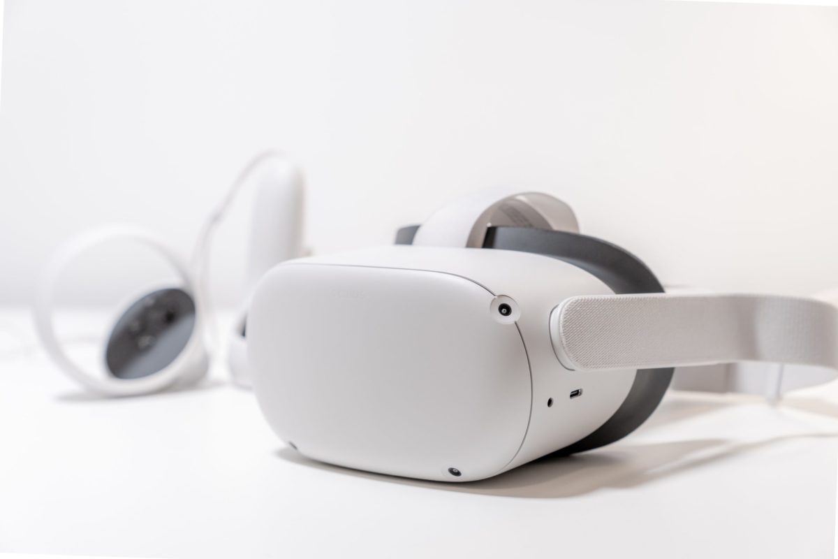 A white virtual reality headset